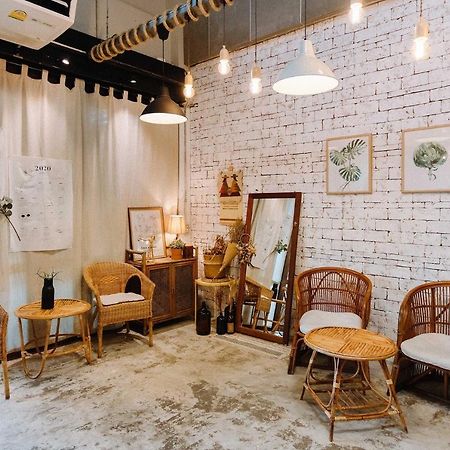 Pine Cafe'&Bed Hotel Пра Након Си Аютая Екстериор снимка