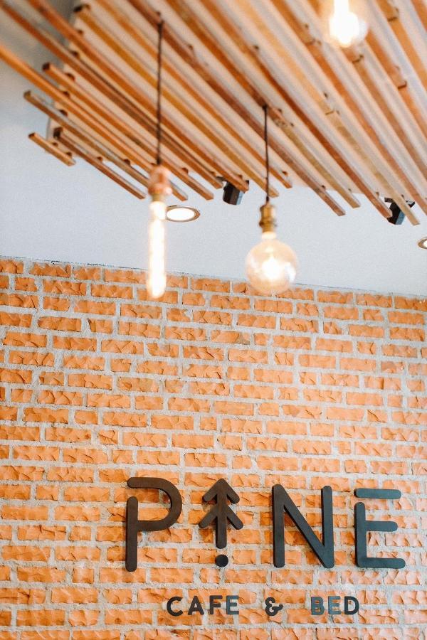 Pine Cafe'&Bed Hotel Пра Након Си Аютая Екстериор снимка