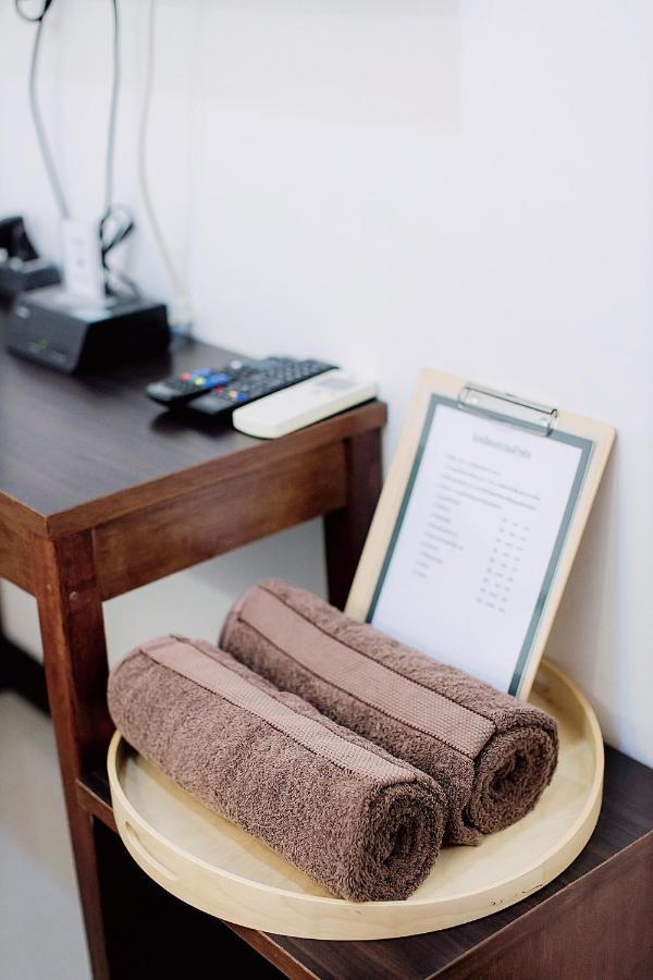 Pine Cafe'&Bed Hotel Пра Након Си Аютая Екстериор снимка