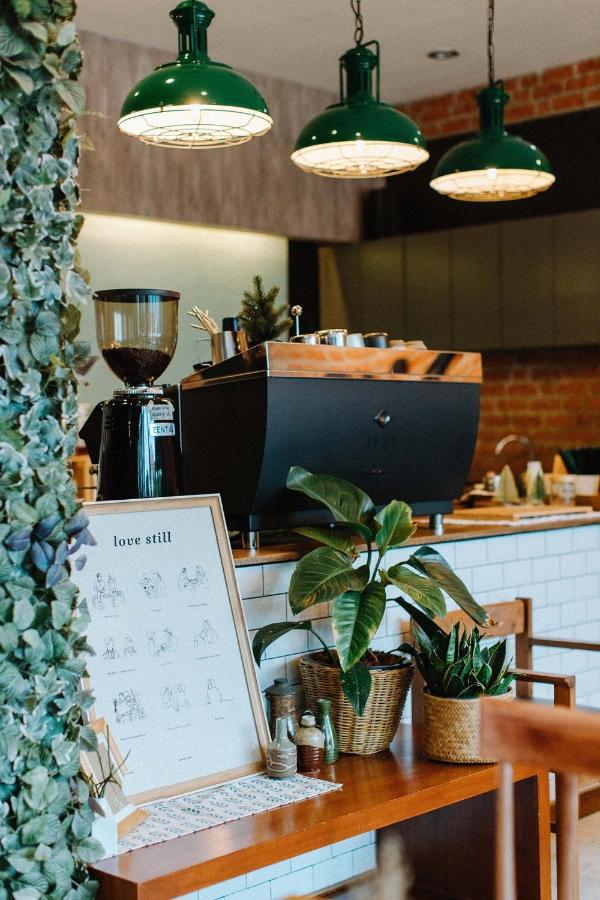 Pine Cafe'&Bed Hotel Пра Након Си Аютая Екстериор снимка