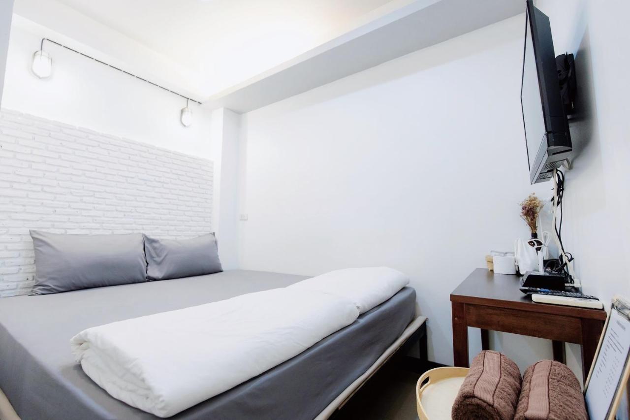 Pine Cafe'&Bed Hotel Пра Након Си Аютая Екстериор снимка